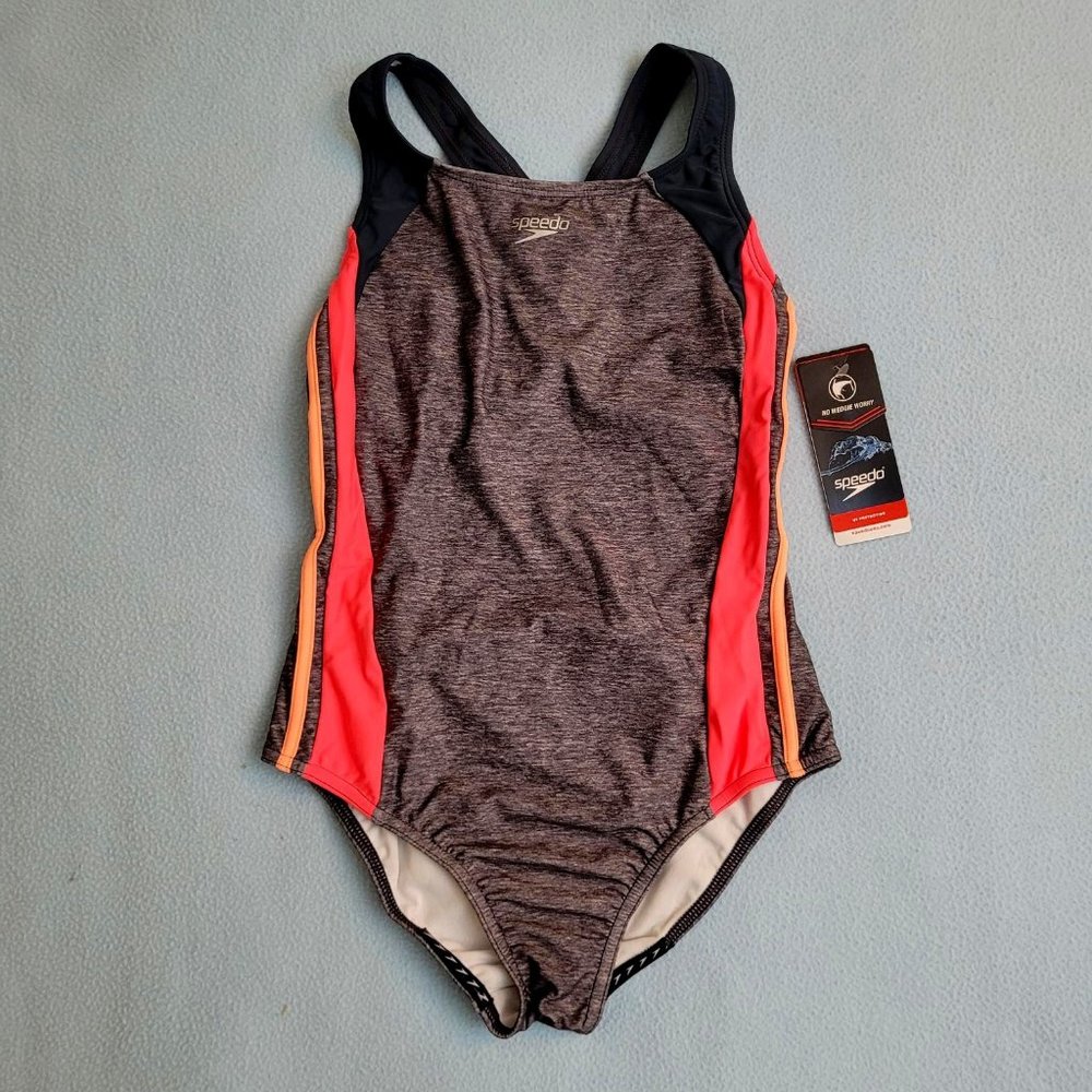 75. Speedo 1pc swimsuit. Size 14. NWT